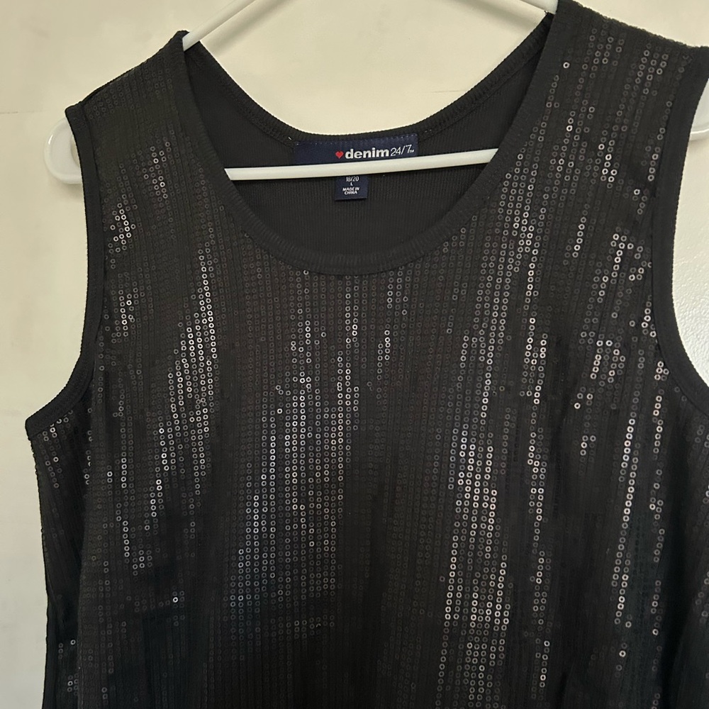 Sleeveless Sequin Top by Denim 24/7, Size 18/20